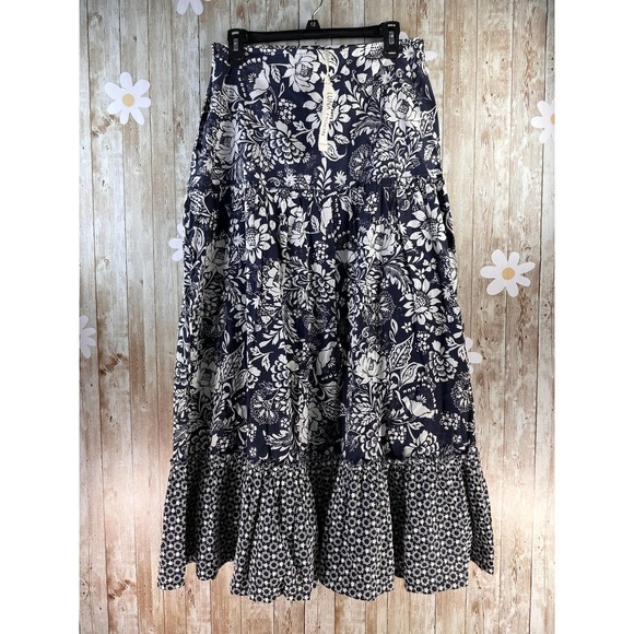Luna Moon A-Line Full Skirt Size M Navy White Floral Print Ruffle Eyelet Trim - Picture 2 of 12